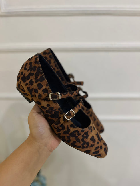 Women Double Buckle Straps Mary Jane Shoes